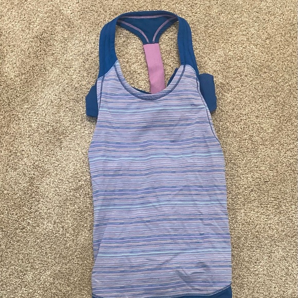 Ivivva built in bra tank. In great condition. Size 12. - Picture 1 of 4